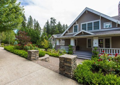 residential landscaping entryway
