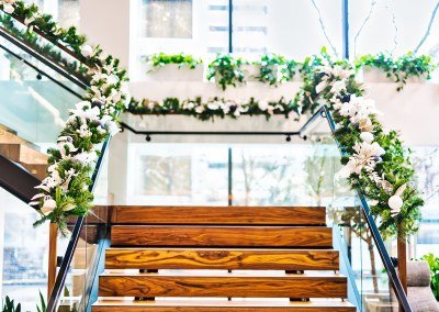 garland holiday decor on staircase