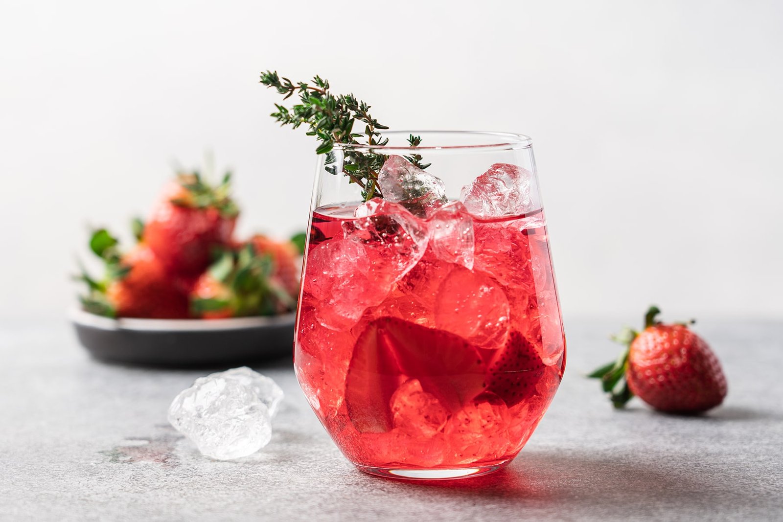 Homegrown Herbs for Summer Beverages