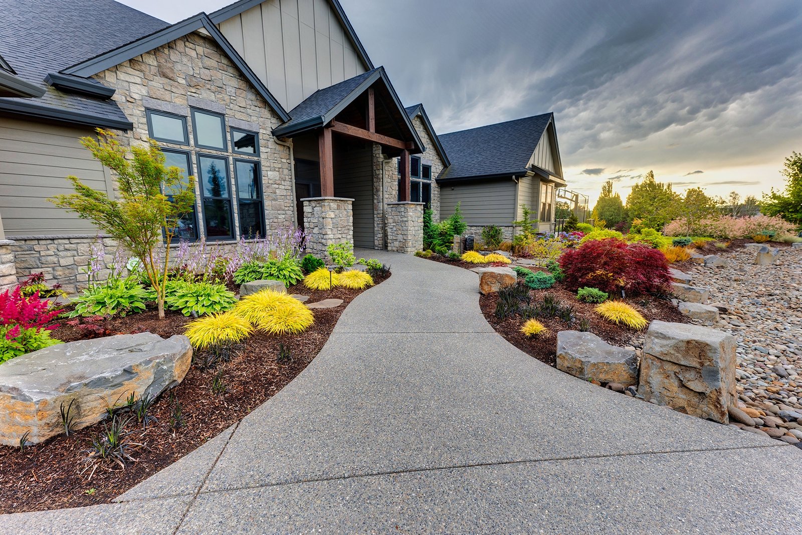 4 Ways to Reimagine Your Front Yard
